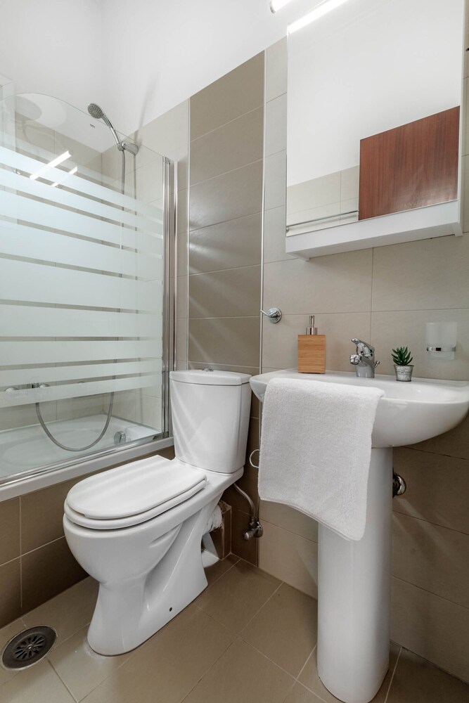 Pelagos Apartments 46/48