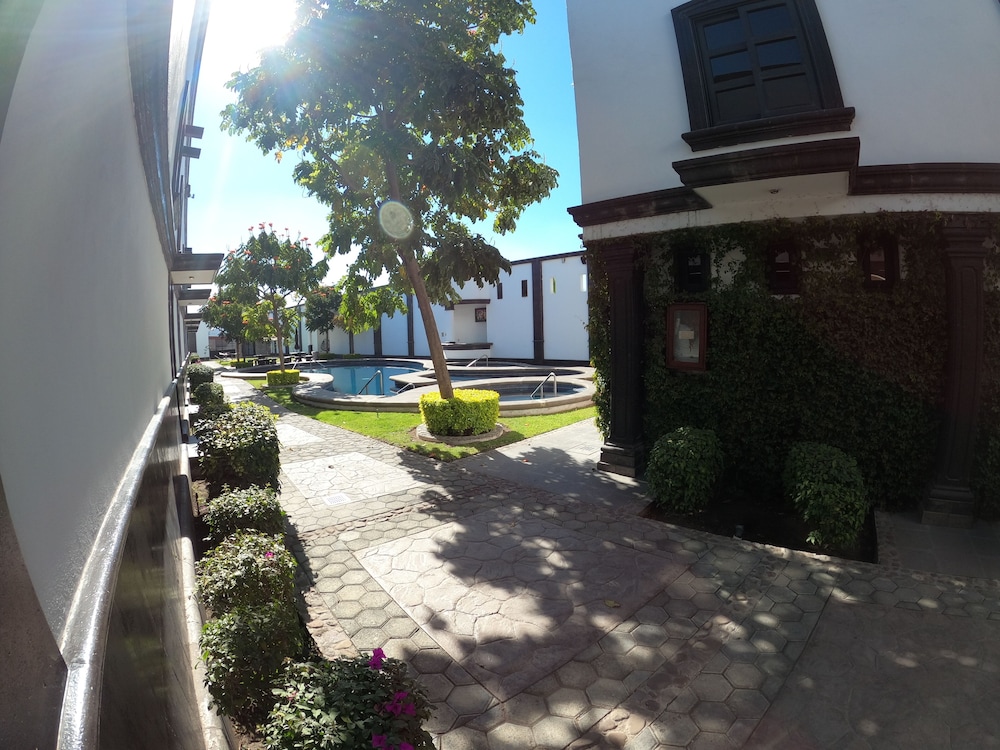 The Latit Hotel Queretaro 35/40