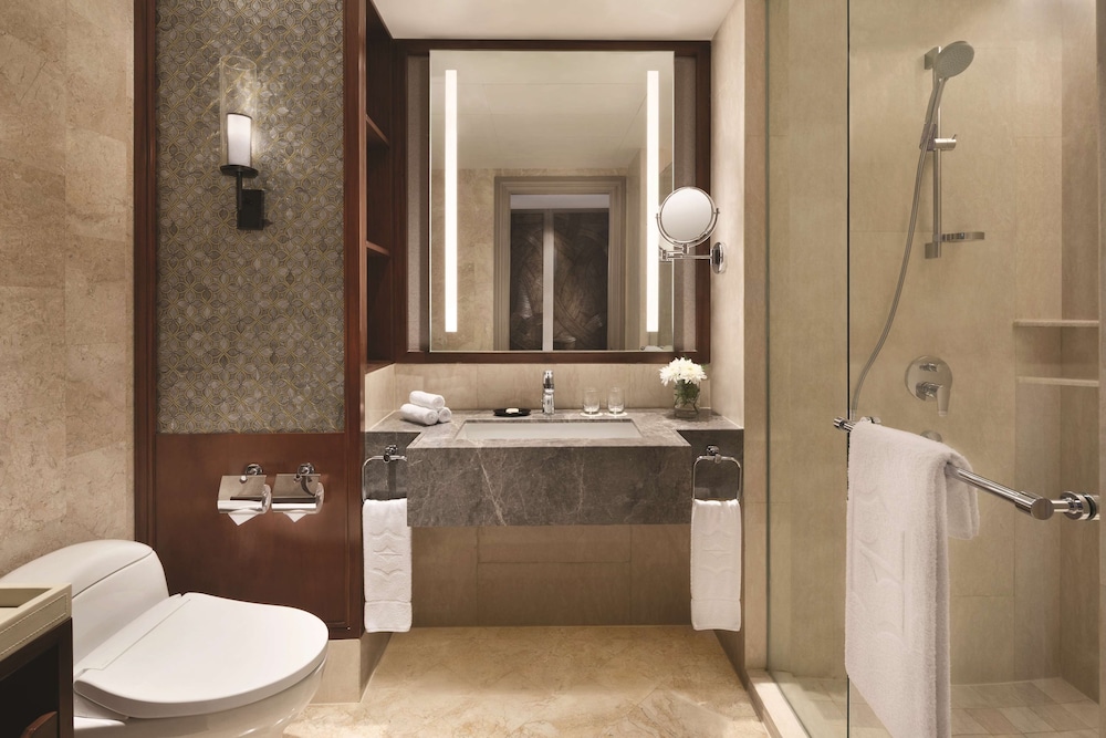 Shangri La Hotel Surabaya Kt 11/65