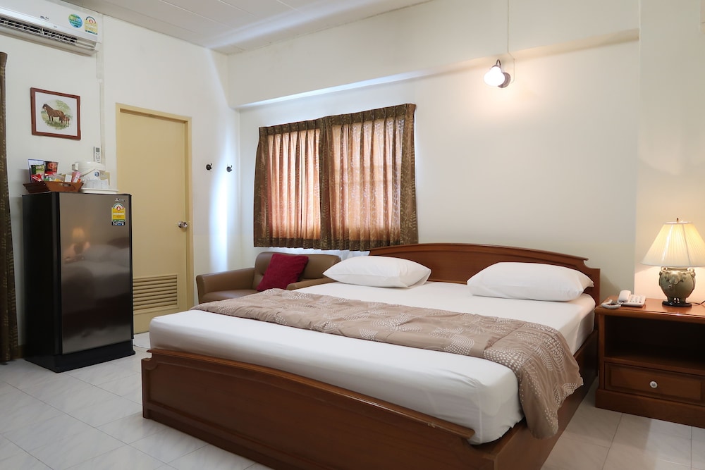 Phawana Sweet Hotel 15/43