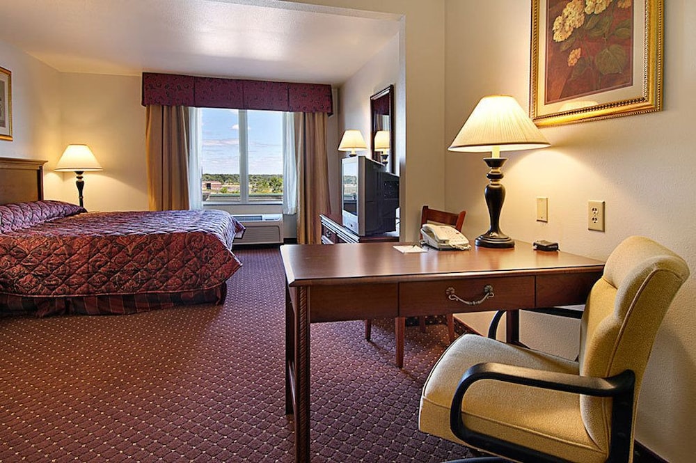 Holiday Inn Express Syracuse-Fairgrounds 52/75