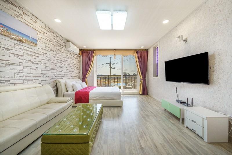 Buan Mohyang Crystal Pension 8/24