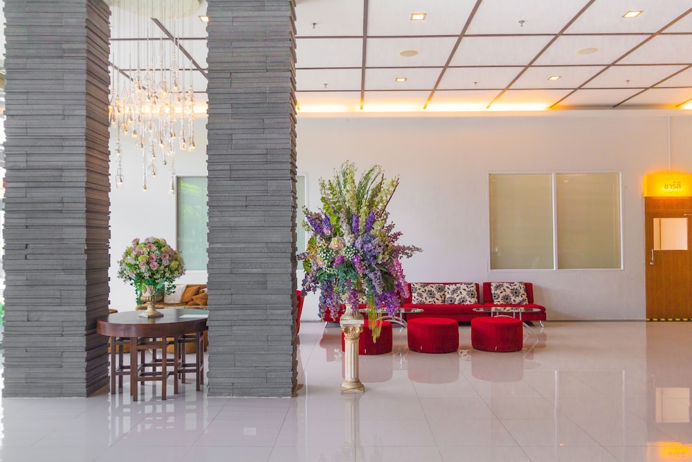 Mayflower Grande Hotel Chiang Mai 31/47