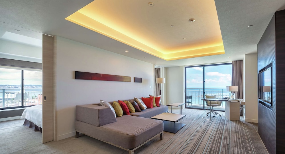 Hilton Okinawa Chatan Resort 47/77