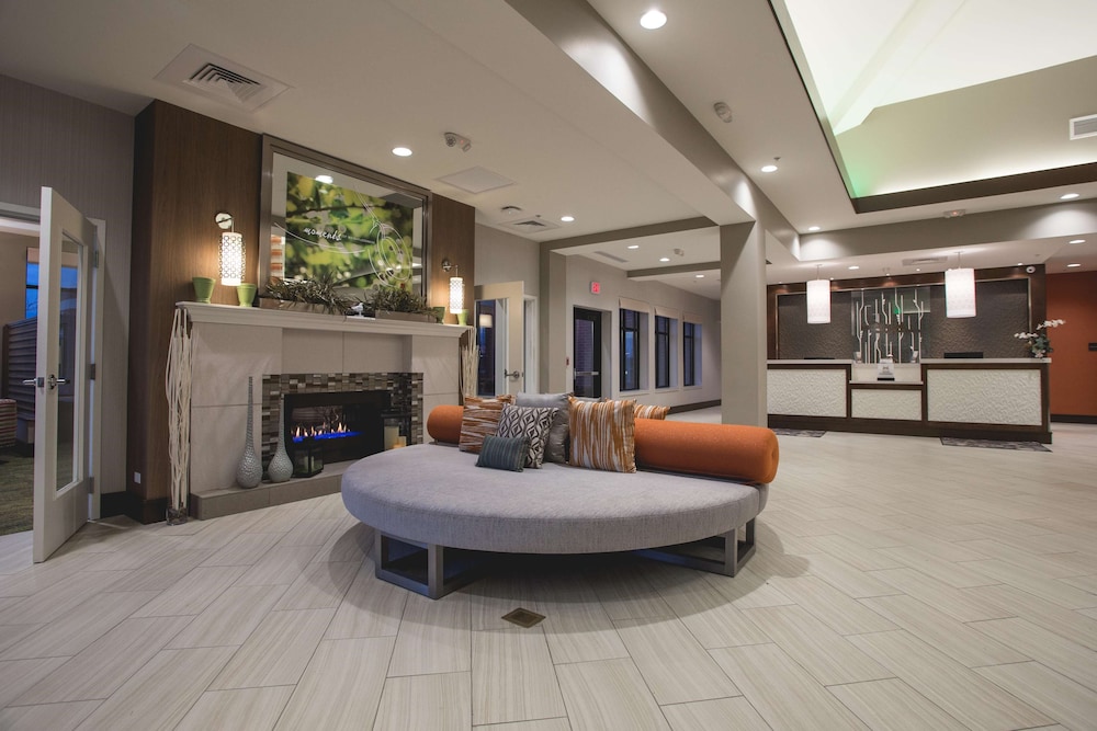 Hilton Garden Inn Bolingbrook I-55 24/79