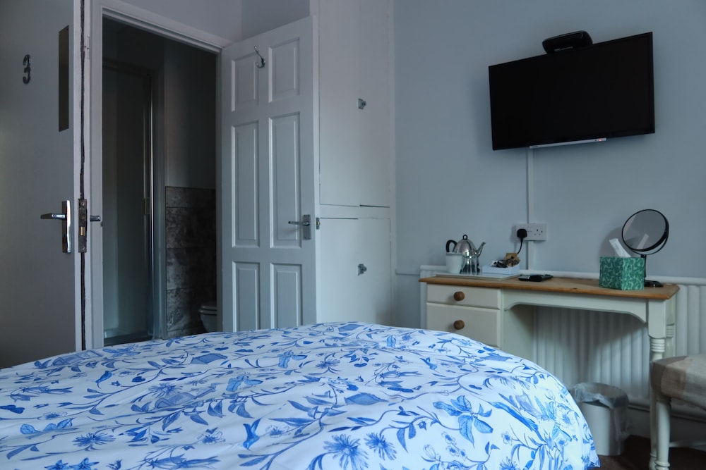 Avonlea Guest House 26/66