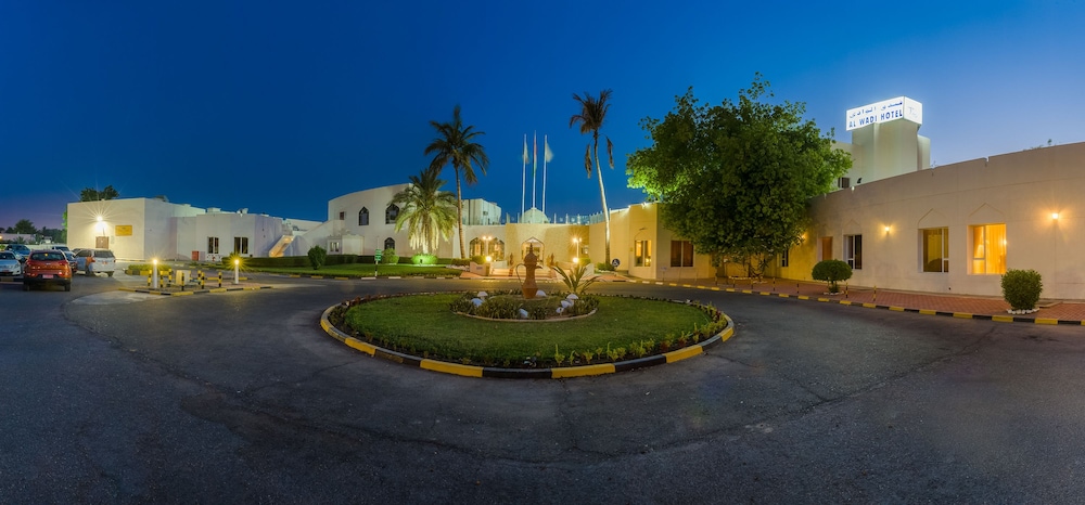 Al Wadi Hotel 29/33
