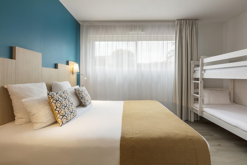 Sure Hotel by Best Western Saint-Raphael Le Dramont 12/48