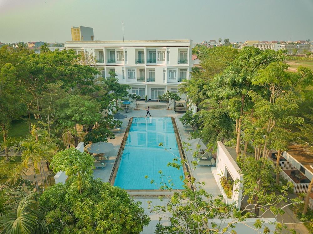 ANGKOR ELYSIUM SUITE 4/50