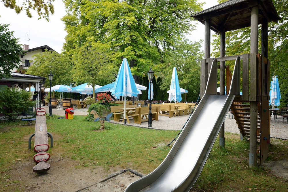 Hotel Neuwirt 22/44