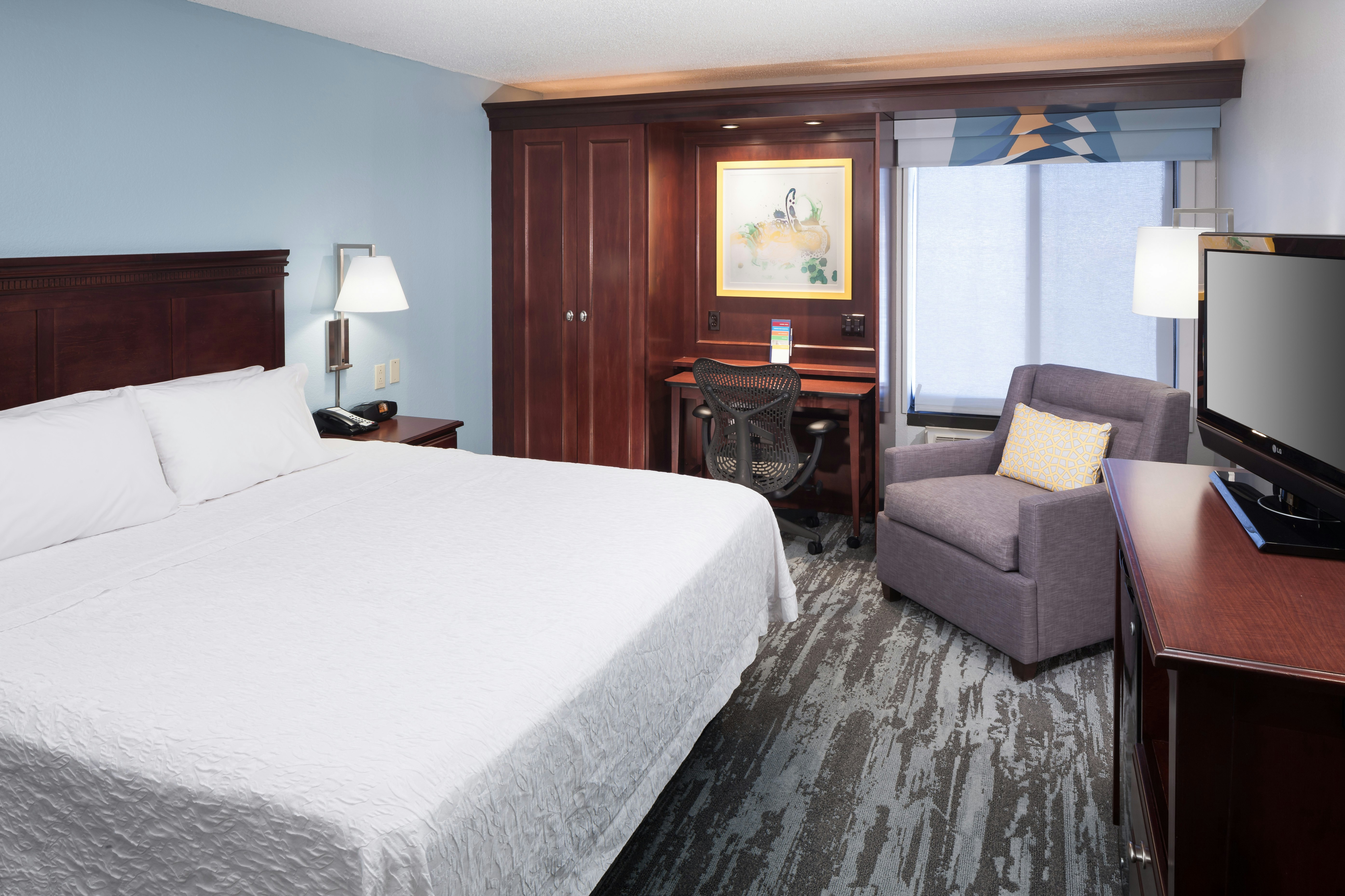 ROOM, KING BED