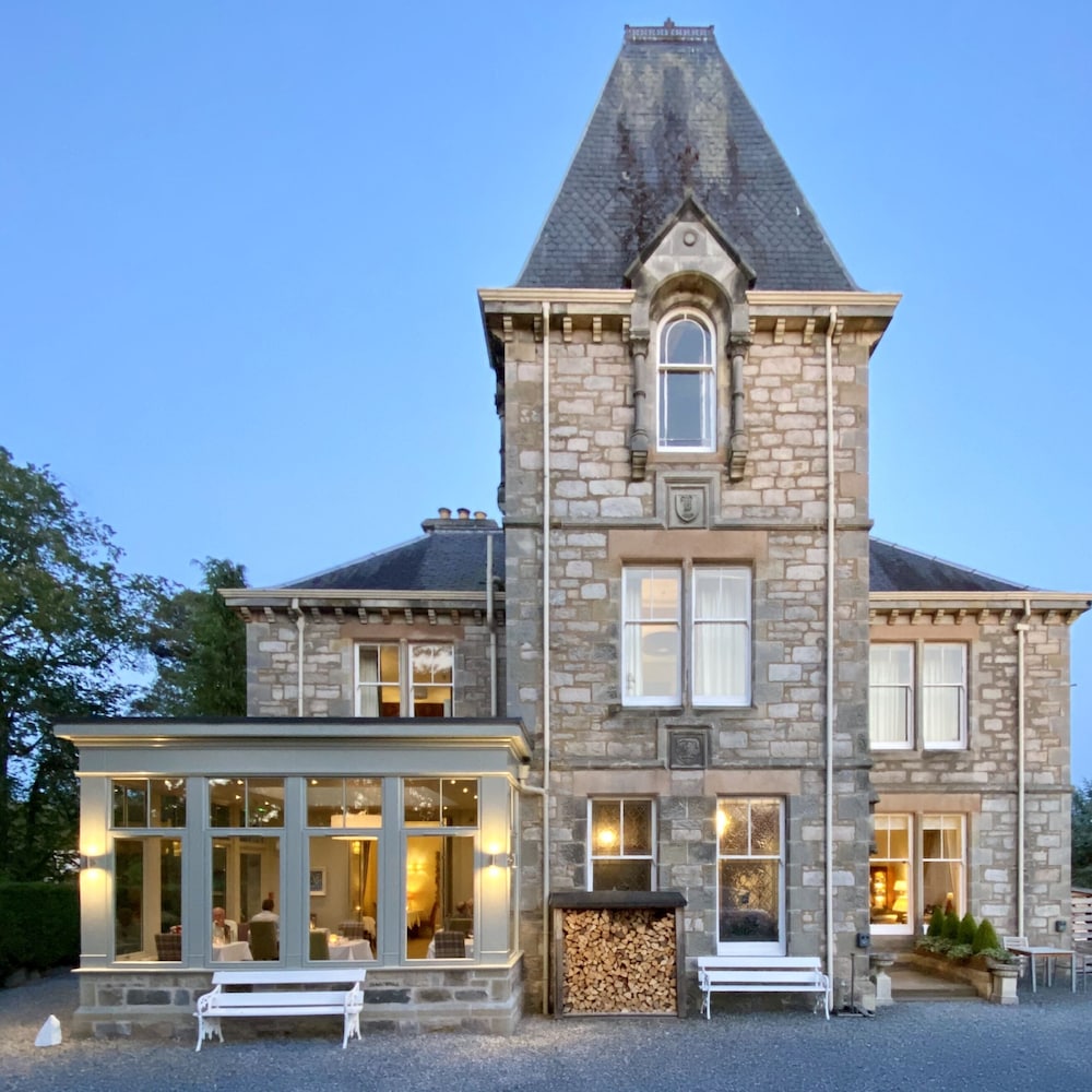 Knockendarroch Hotel 3/63