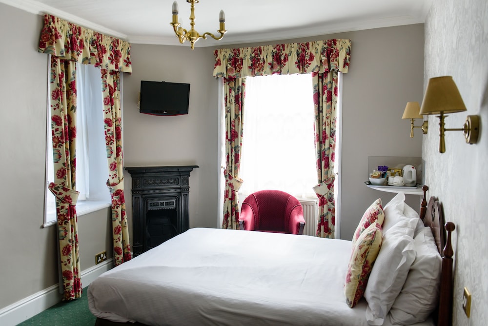 Old Hall Hotel 33/70