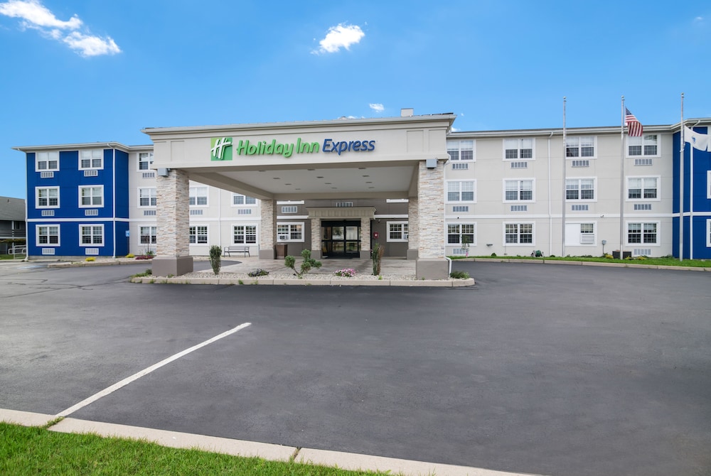 Holiday Inn Express Plymouth, an IHG Hotel 37/41