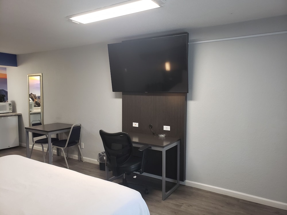 Envi Boutique Hotel 35/74