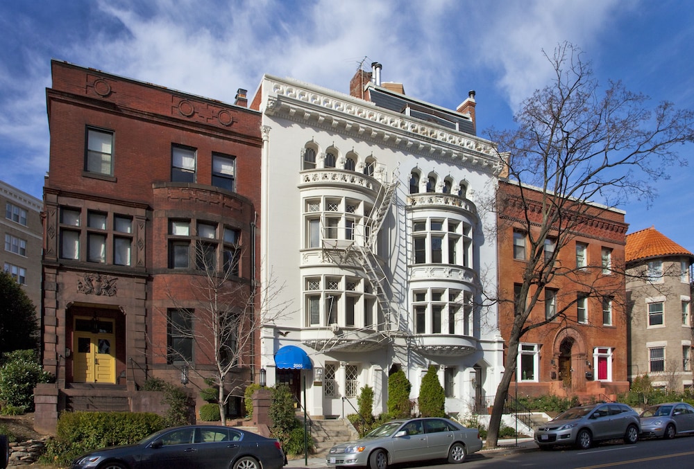 American Guest House 2/50