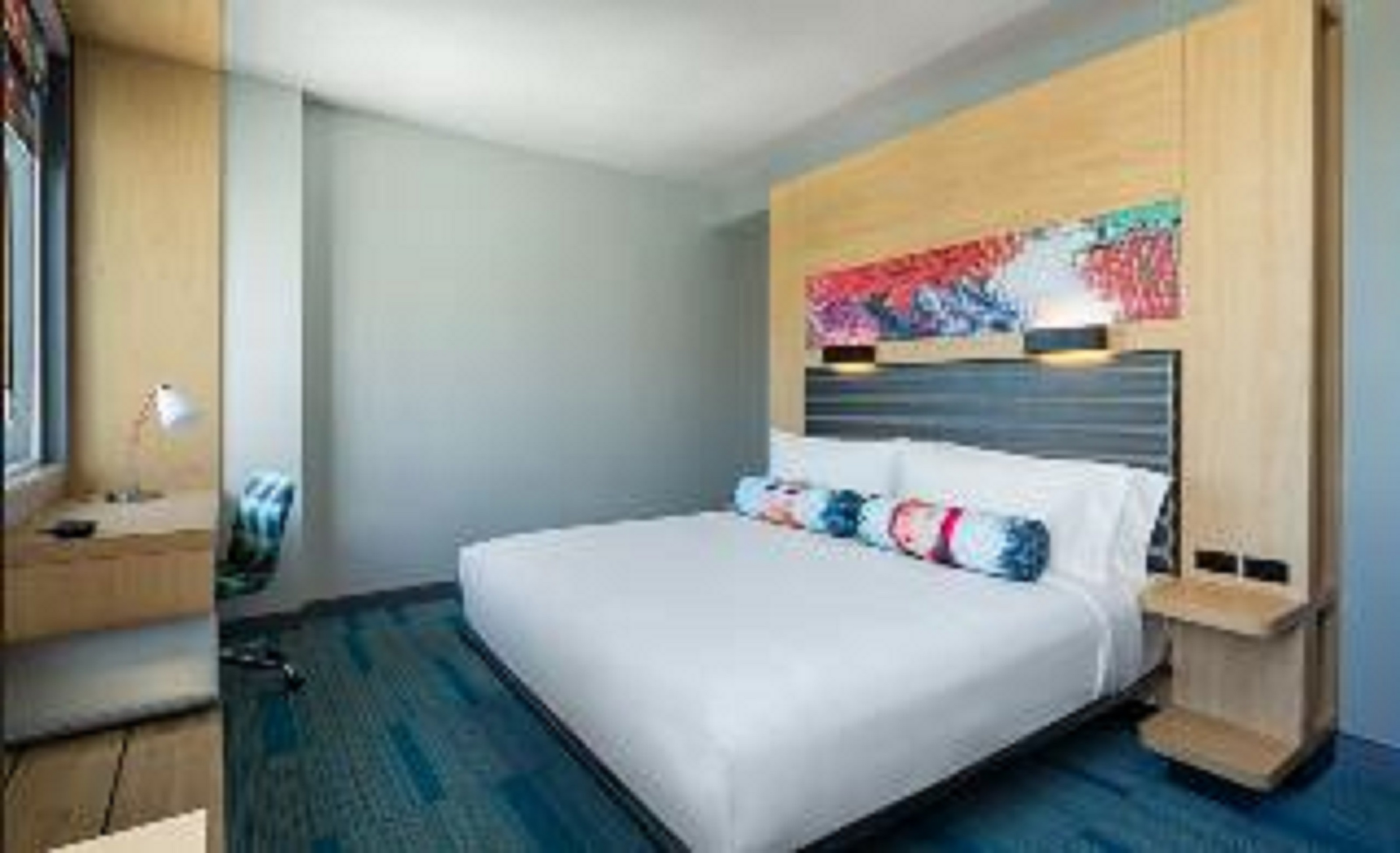 Aloft, Guest Room, King Bed