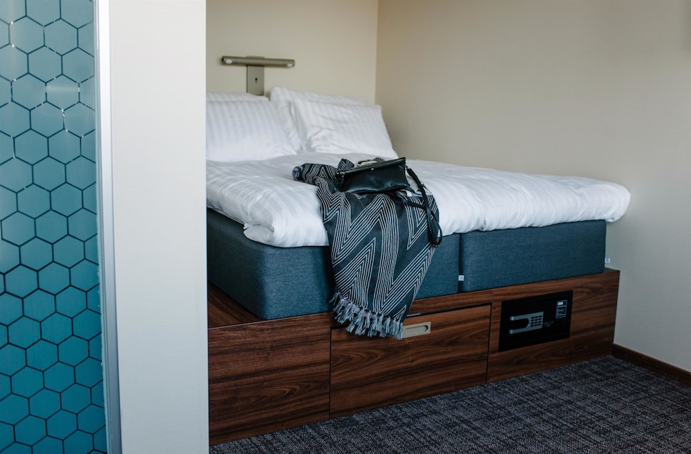 Best Western And Hotel 20/42