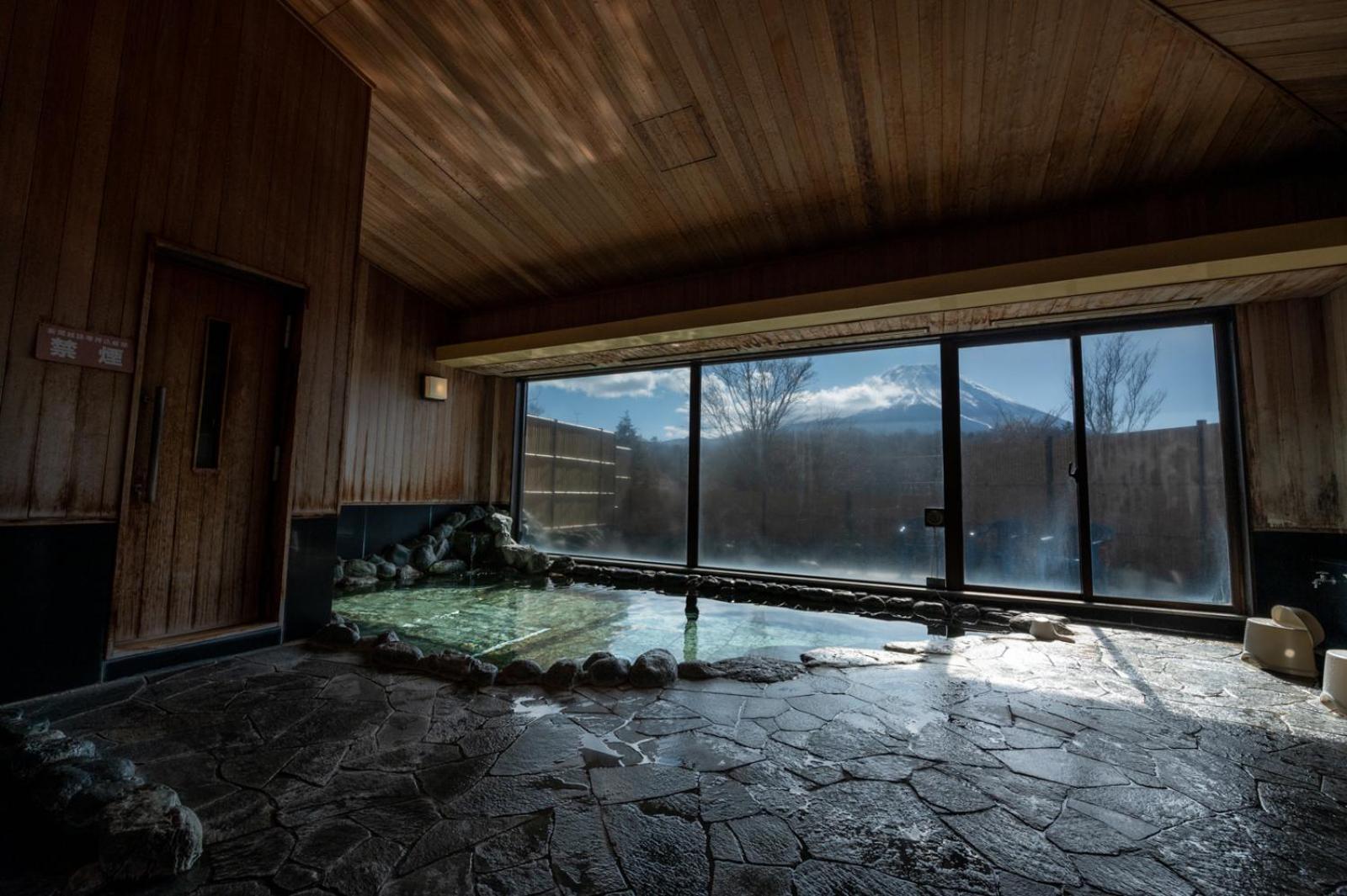 Fuji Classic Hotel 27/60
