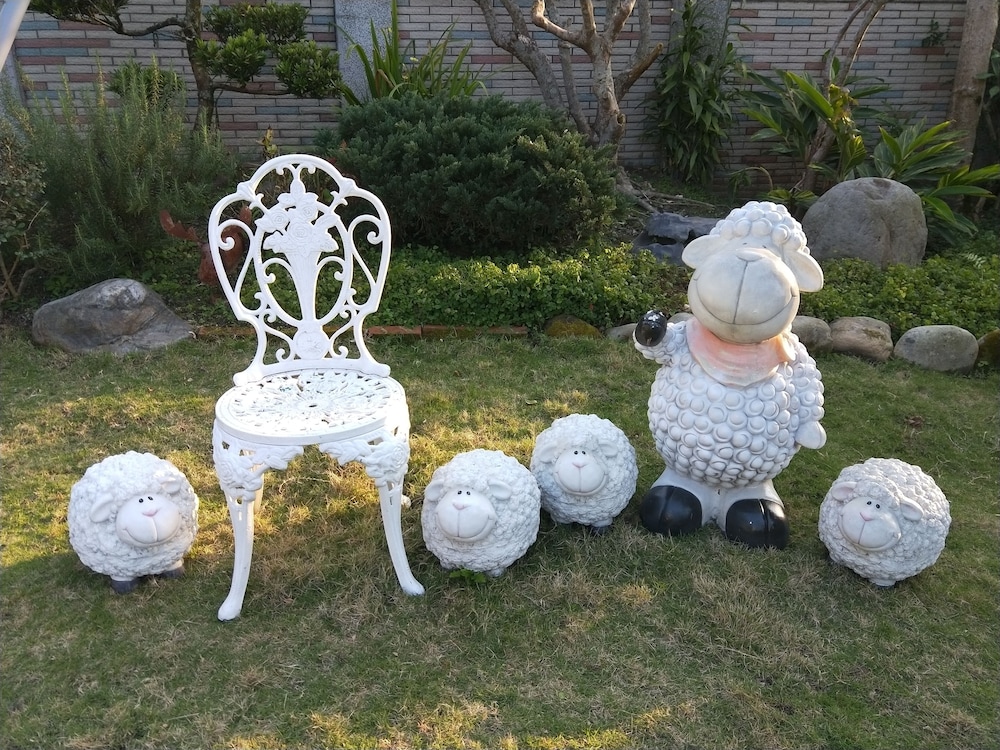 Garden Life Homestay B B 42/48