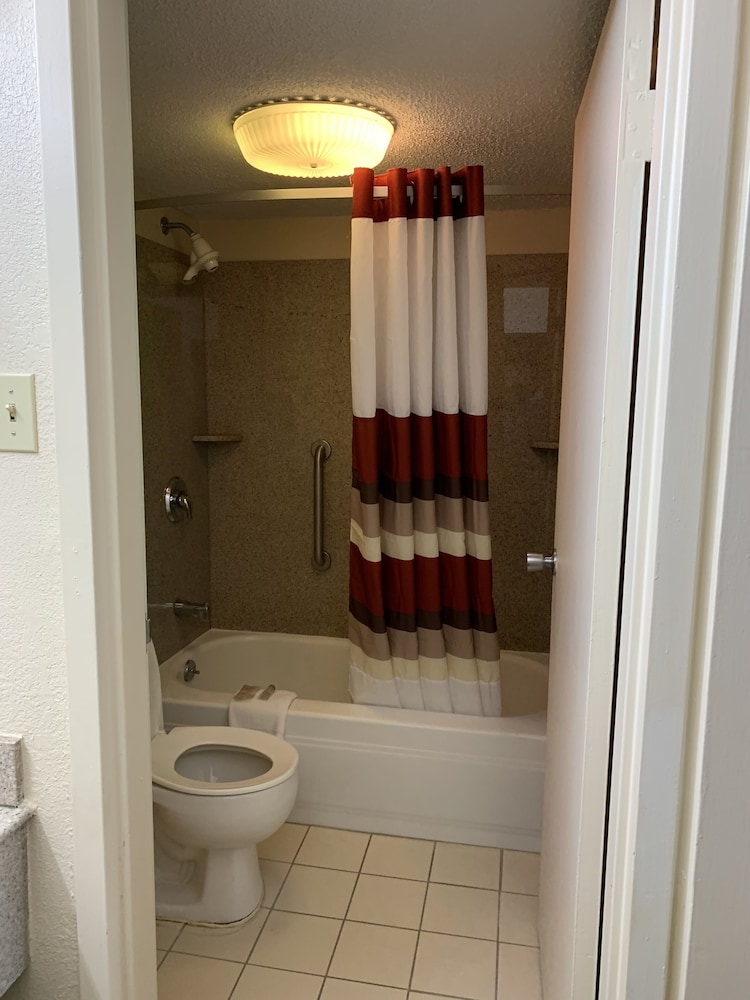 Red Roof Inn Fredericksburg South 31/35