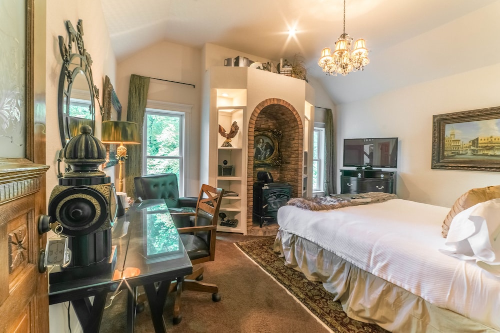 The Victoria B & B 17/71