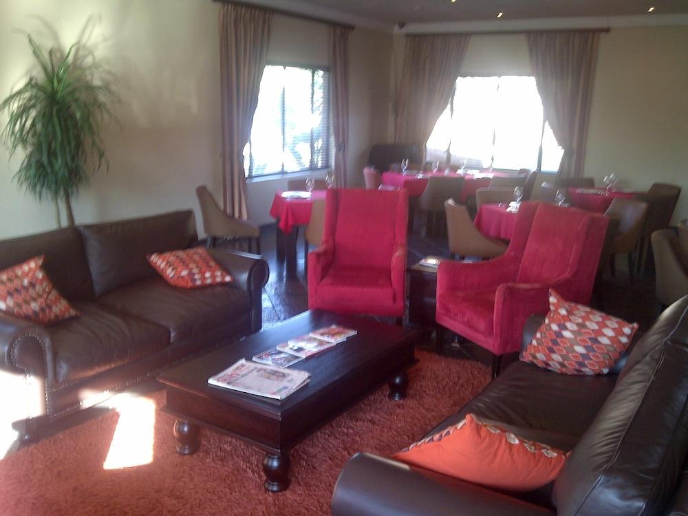 Soli Deo Gloria Boutique Hotel 11/16