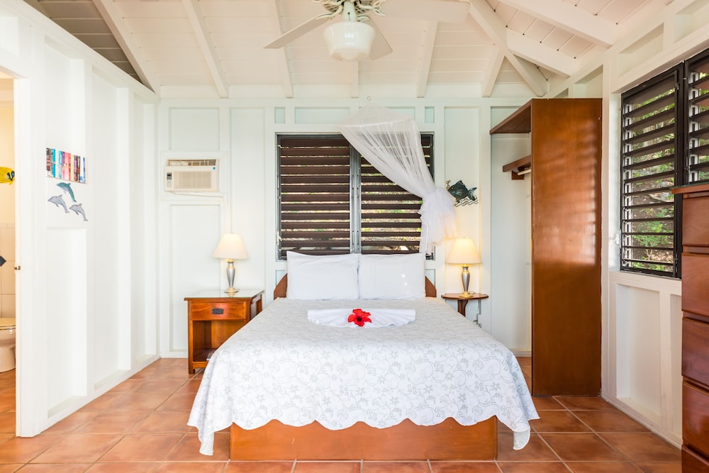 White Bay Villas 10/50