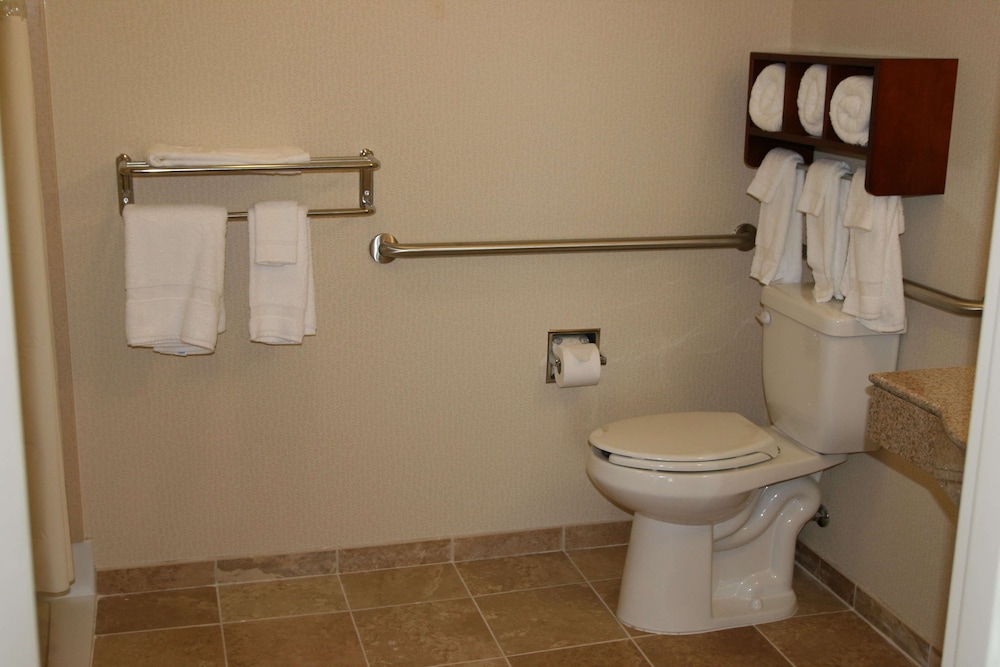 Hampton Inn And Suites Lanett West Point 10/45