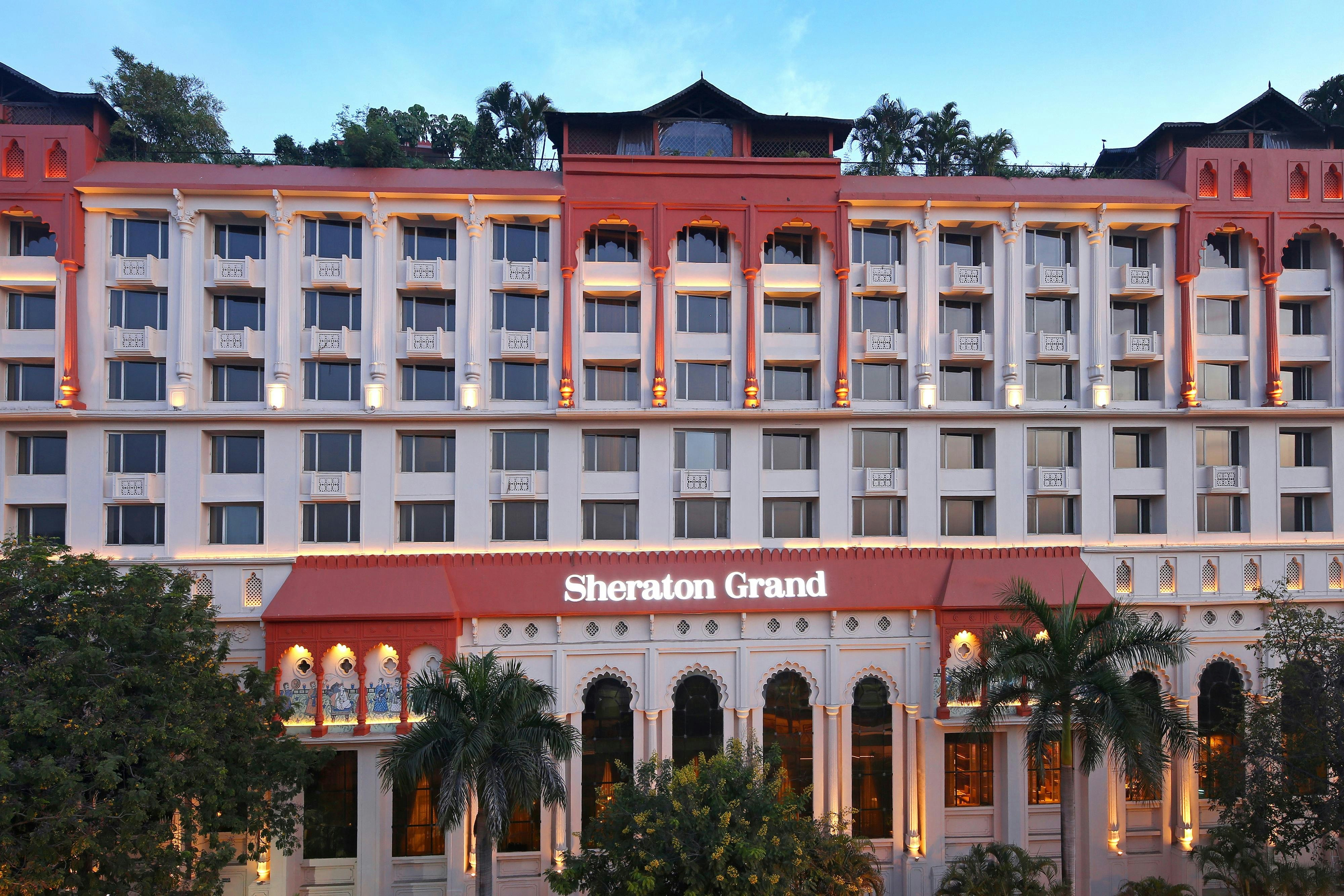 Sheraton Grand Pune Bund Garden Hotel in PUNE