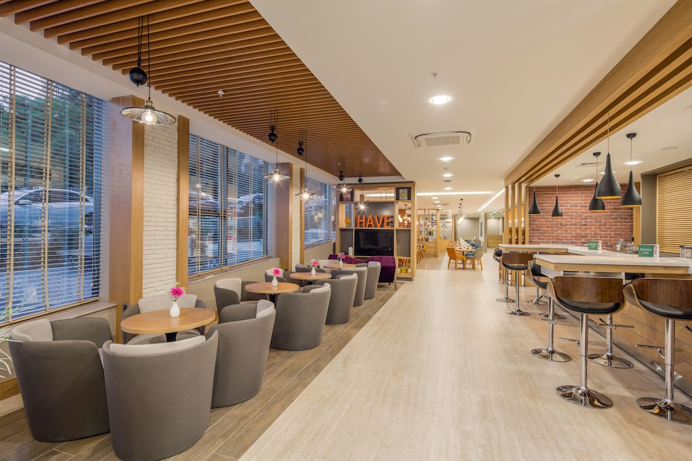 Holiday Inn Antalya - Lara 59/78