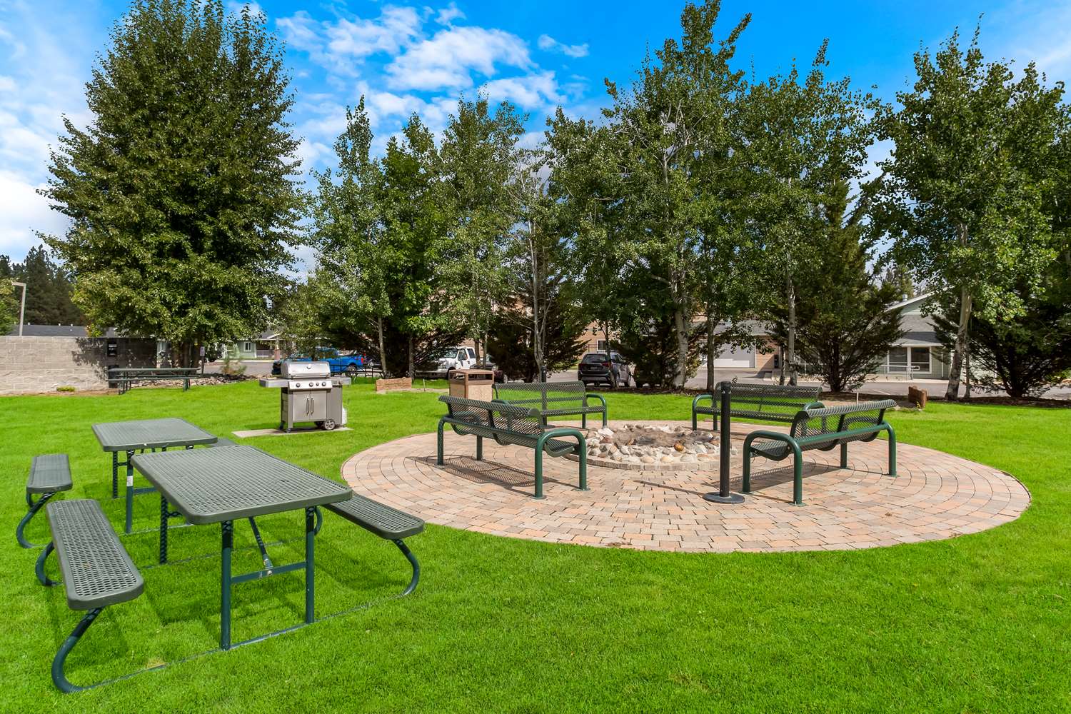 Best Western Rose Quartz Inn 39/40