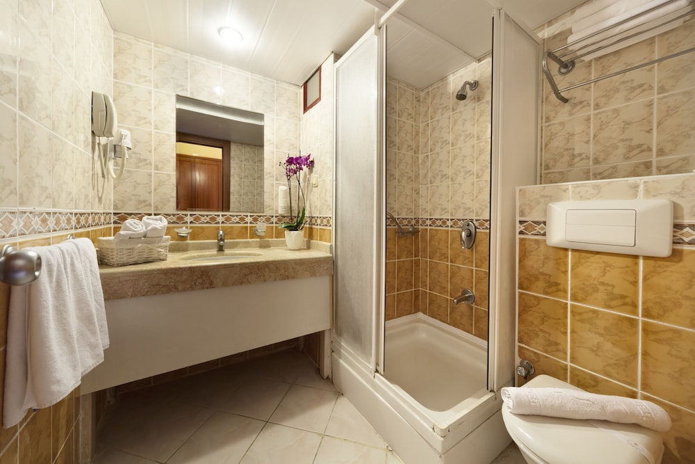 Golden Age Crystal Bodrum 48/50