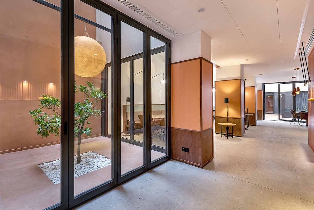 Hotel Orangine 7/58