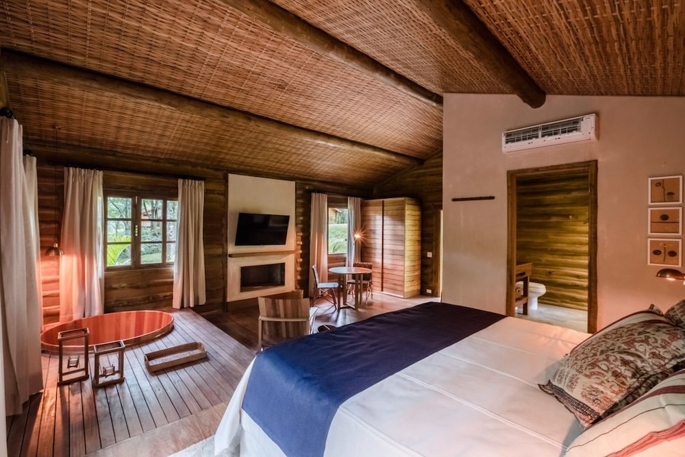SUPER, LUXURY, CHALET