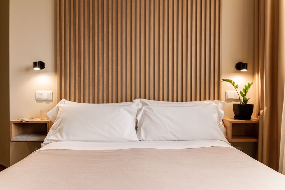 Room Select Porto 14/35