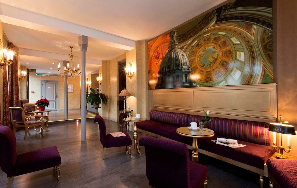 Hotel de L Empereur by Malone 48/64