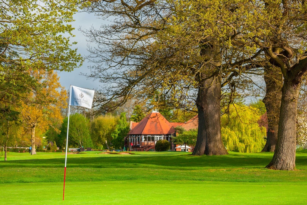 Delta Hotels by Marriott Tudor Park Country Club 17/47