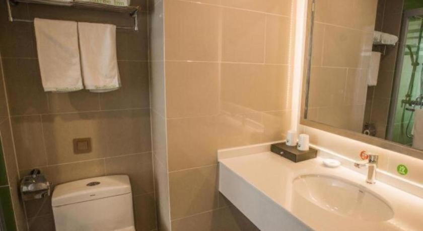 GreenTree Inn Suqian Yu District Red Star Meikailong Express Hotel 17/20