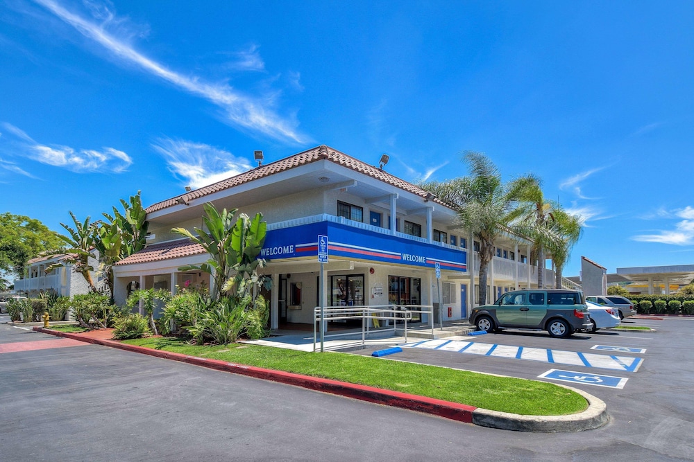 Motel6 Pomona, CA - Los Angeles in POMONA - CA