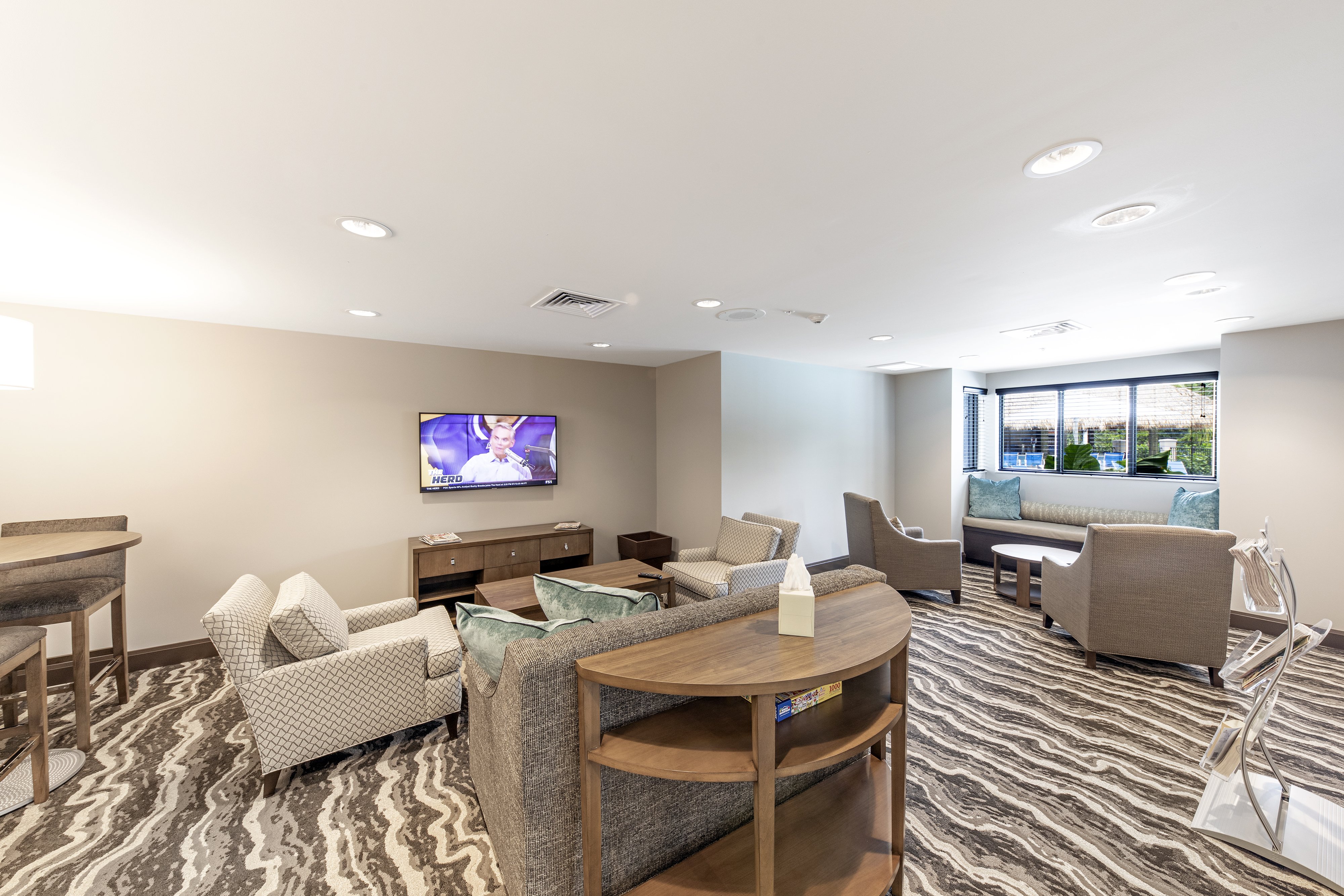 Staybridge Suites Naples Marco Island 39/75