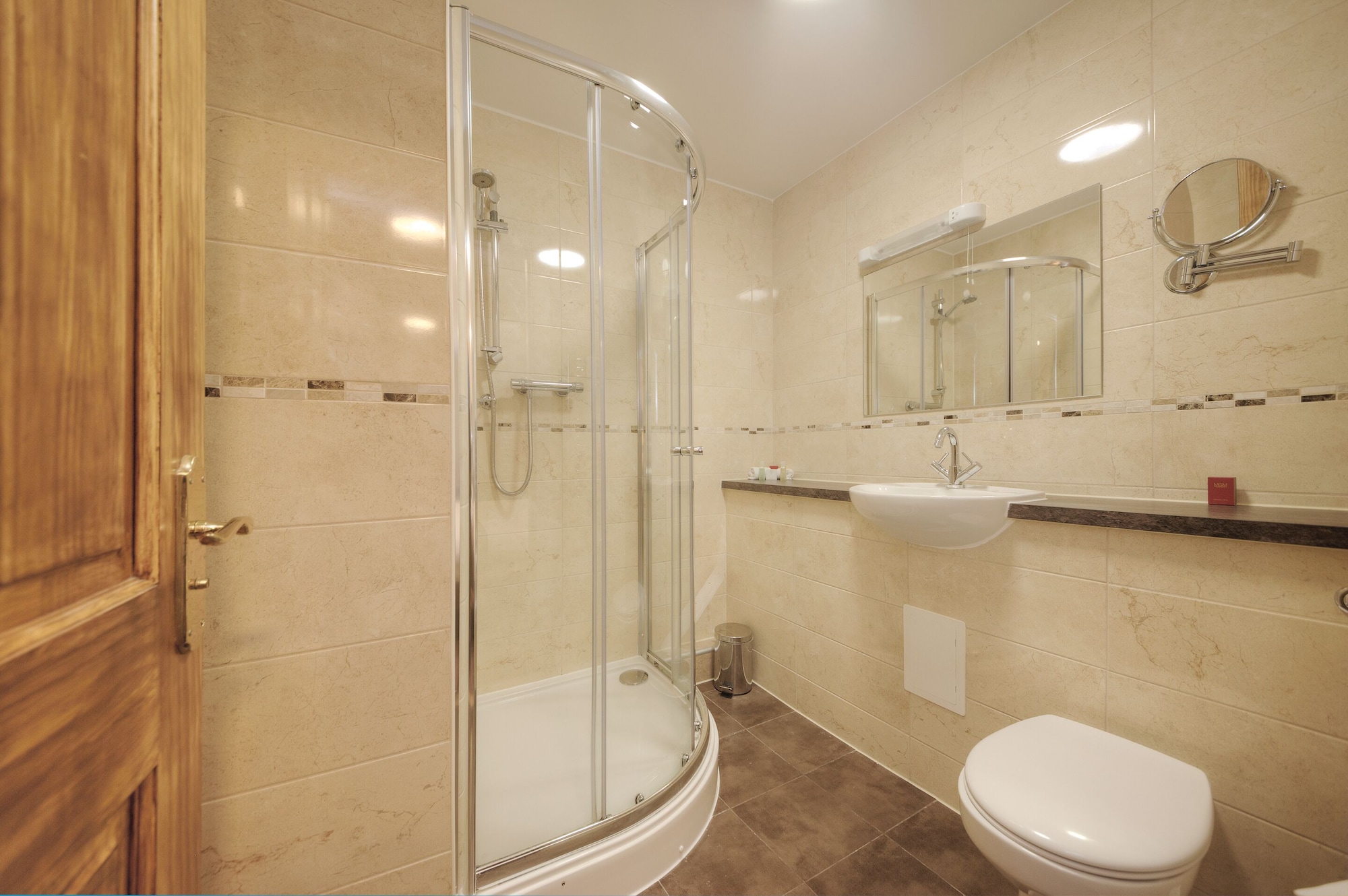 غرفة قياسية بسرير مزدوج، Muthu Newton Hotel 8/9