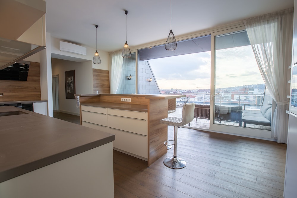 Utto Luxury Suites 31/54