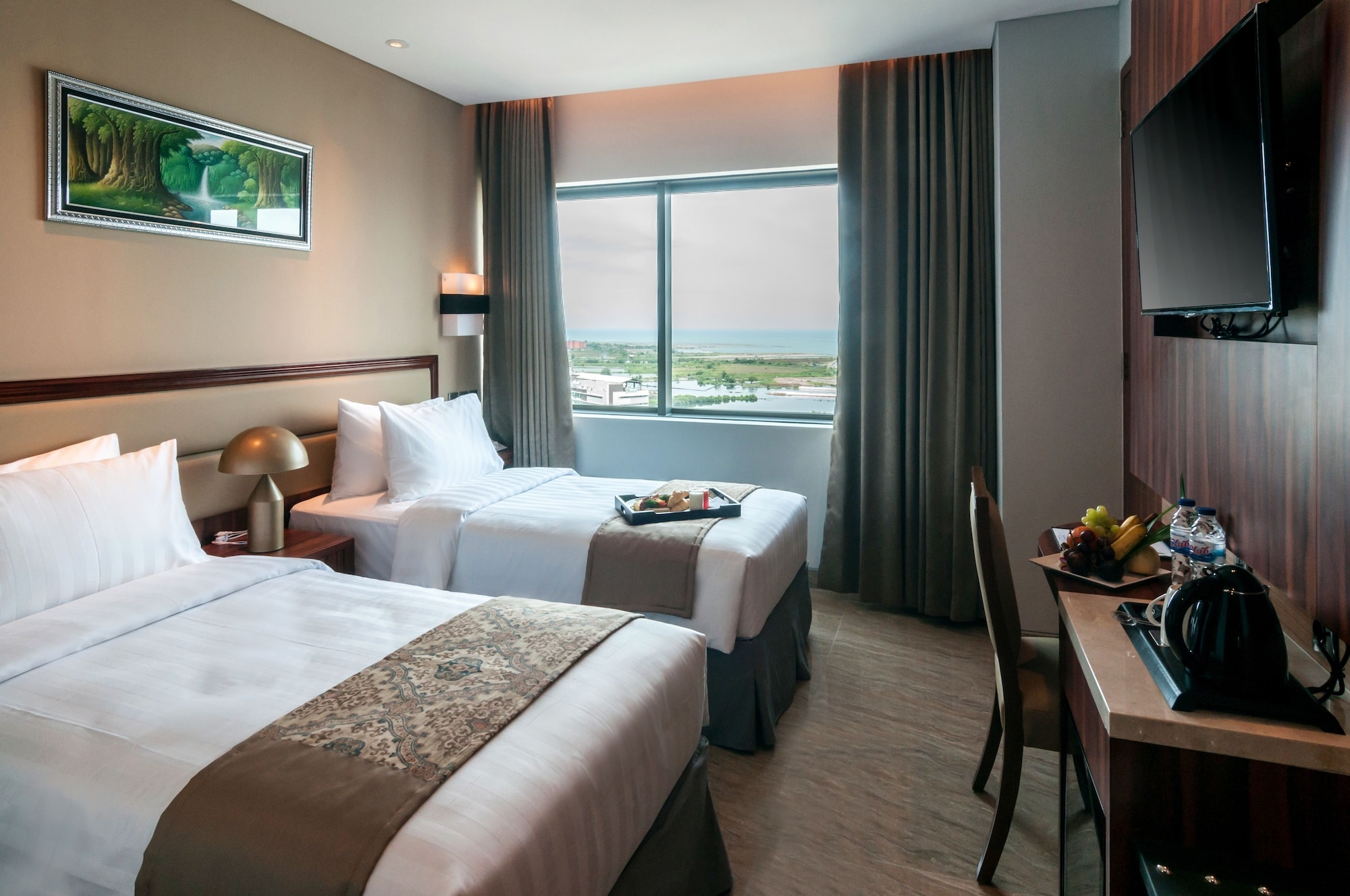 DELUXE, TWIN BEDS, SEA VIEW
