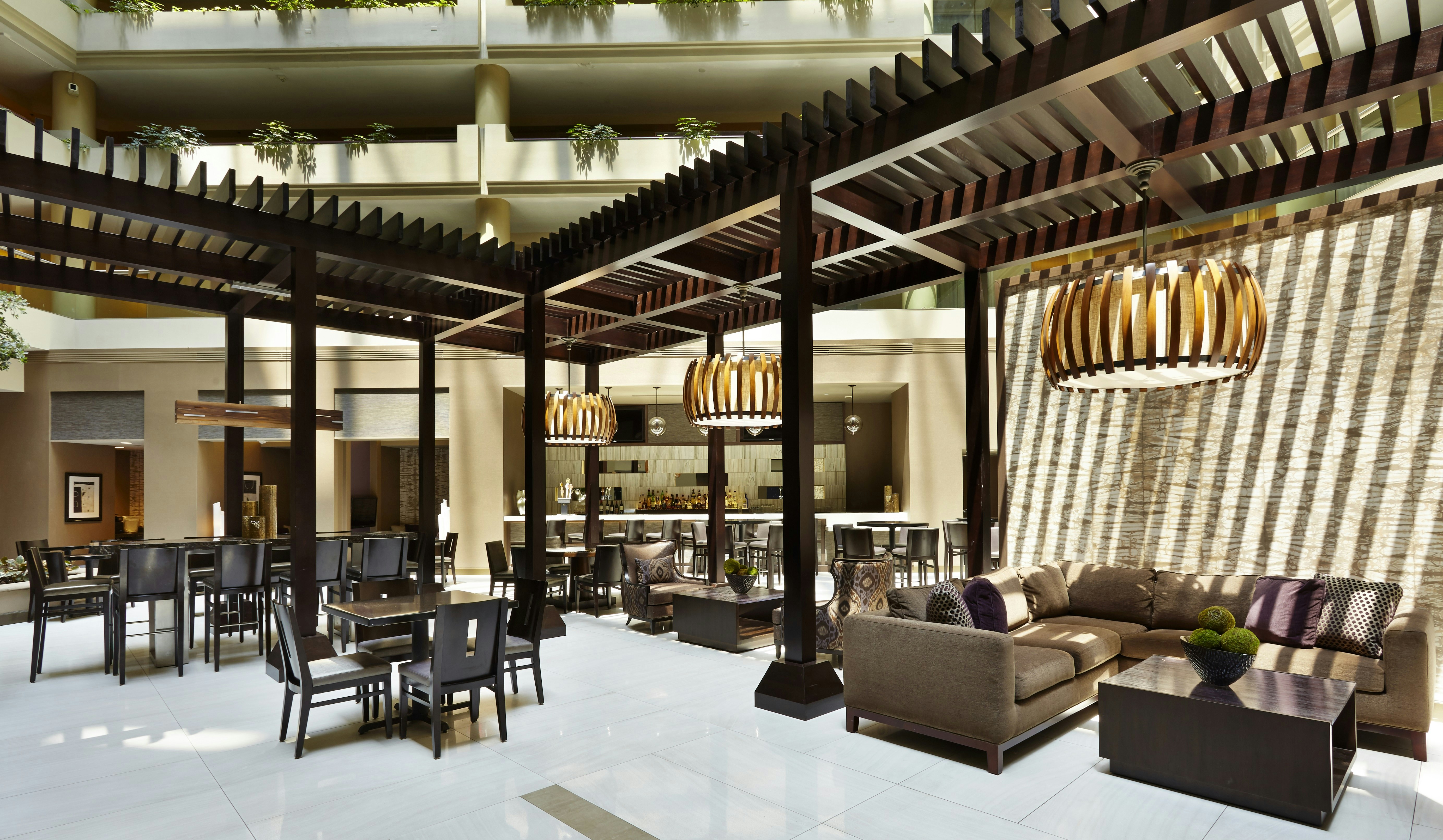 Embassy Suites By Hilton Crystal City National Airport 28/65