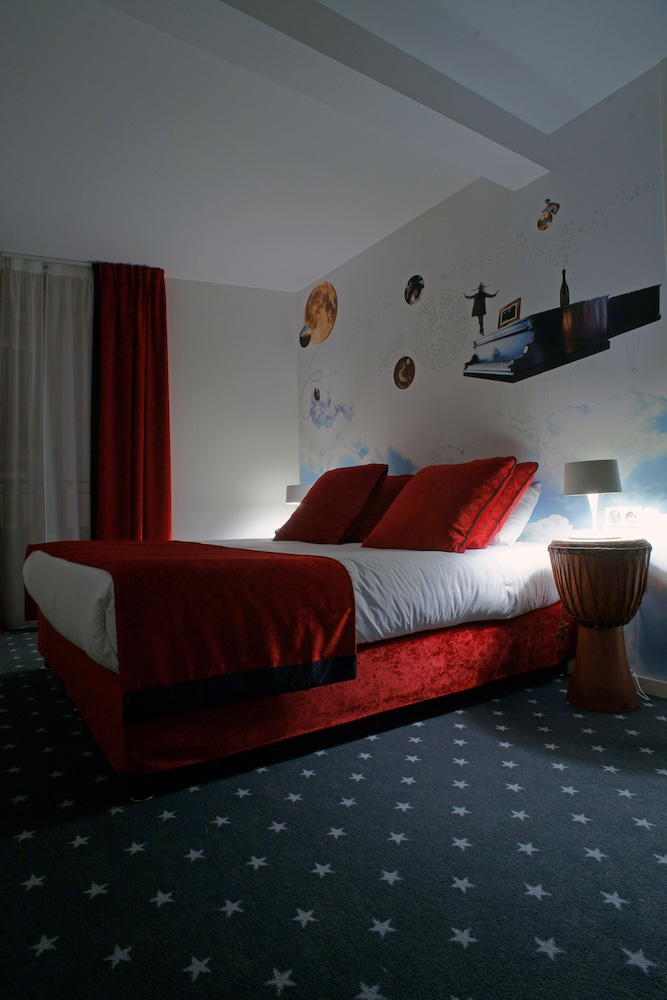 Hotel Du Triangle D Or 2/56
