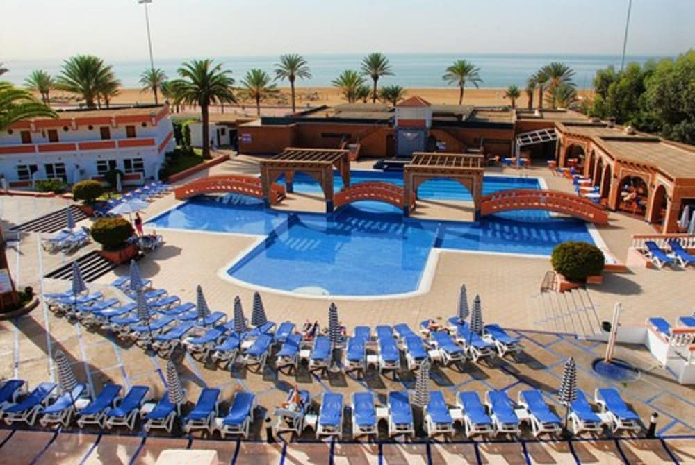 Club Almoggar Garden Beach 24/40