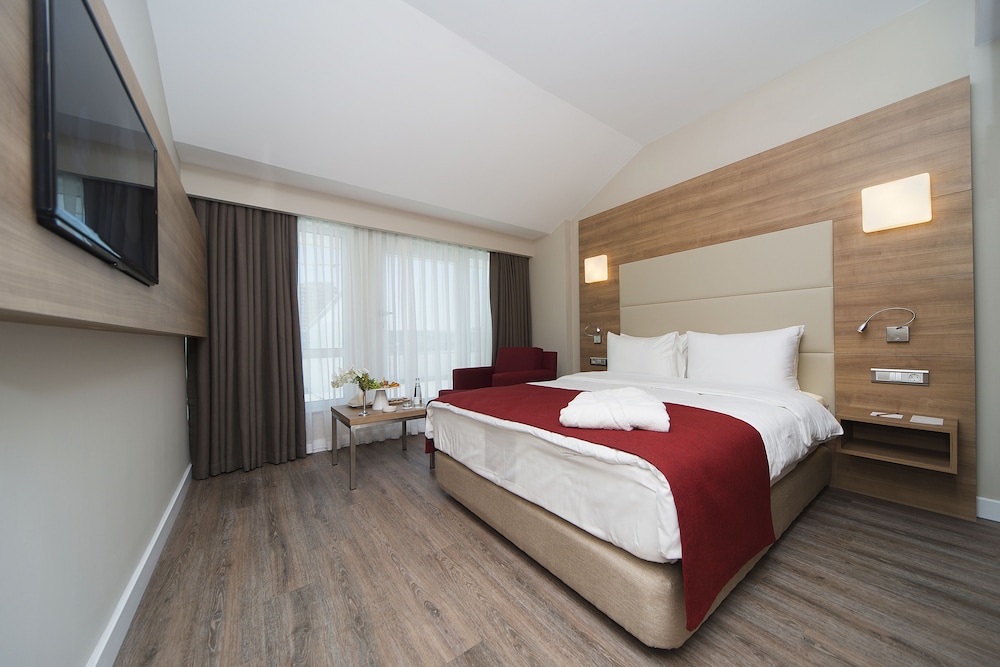 Ramada Encore by Wyndham Istanbul Kartal 13/47