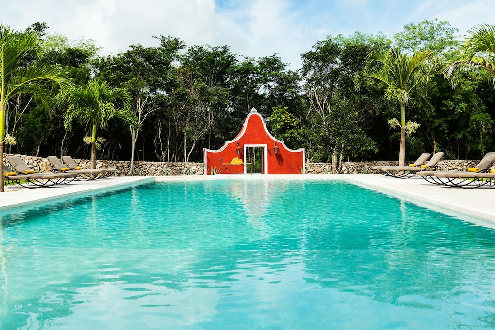 Hotel Hacienda Ticum 10/77