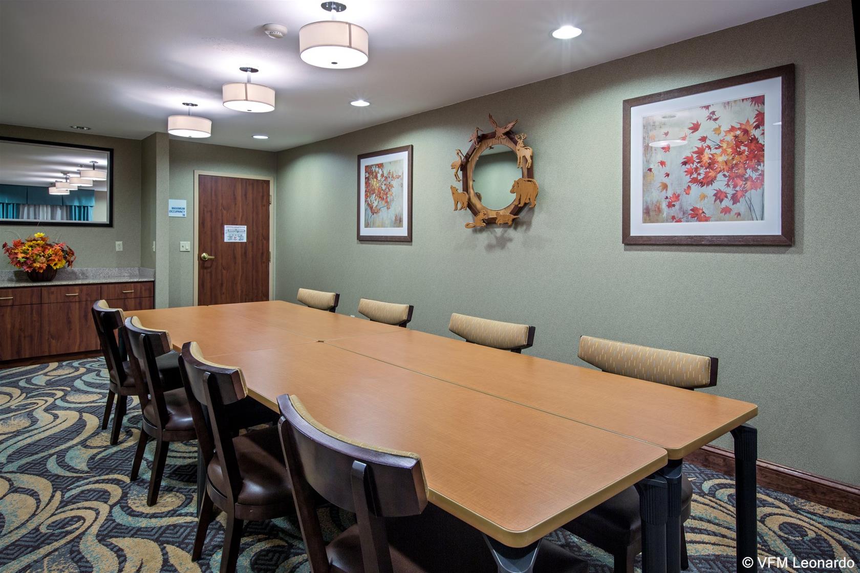 White Pine Lodge Ex Holiday Inn Express Suites Salamanca 31/36